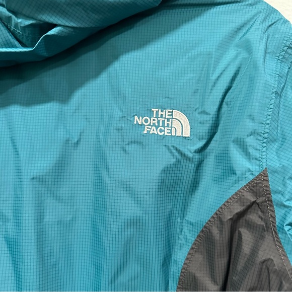North Face HyVent Lightweight Blue - Picture 5 of 8